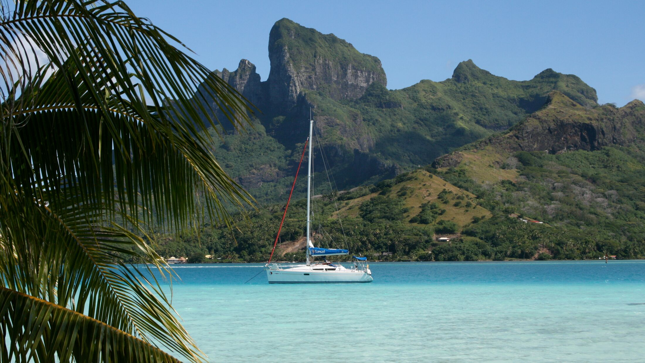 SS_US_Boat_Tahiti_palms